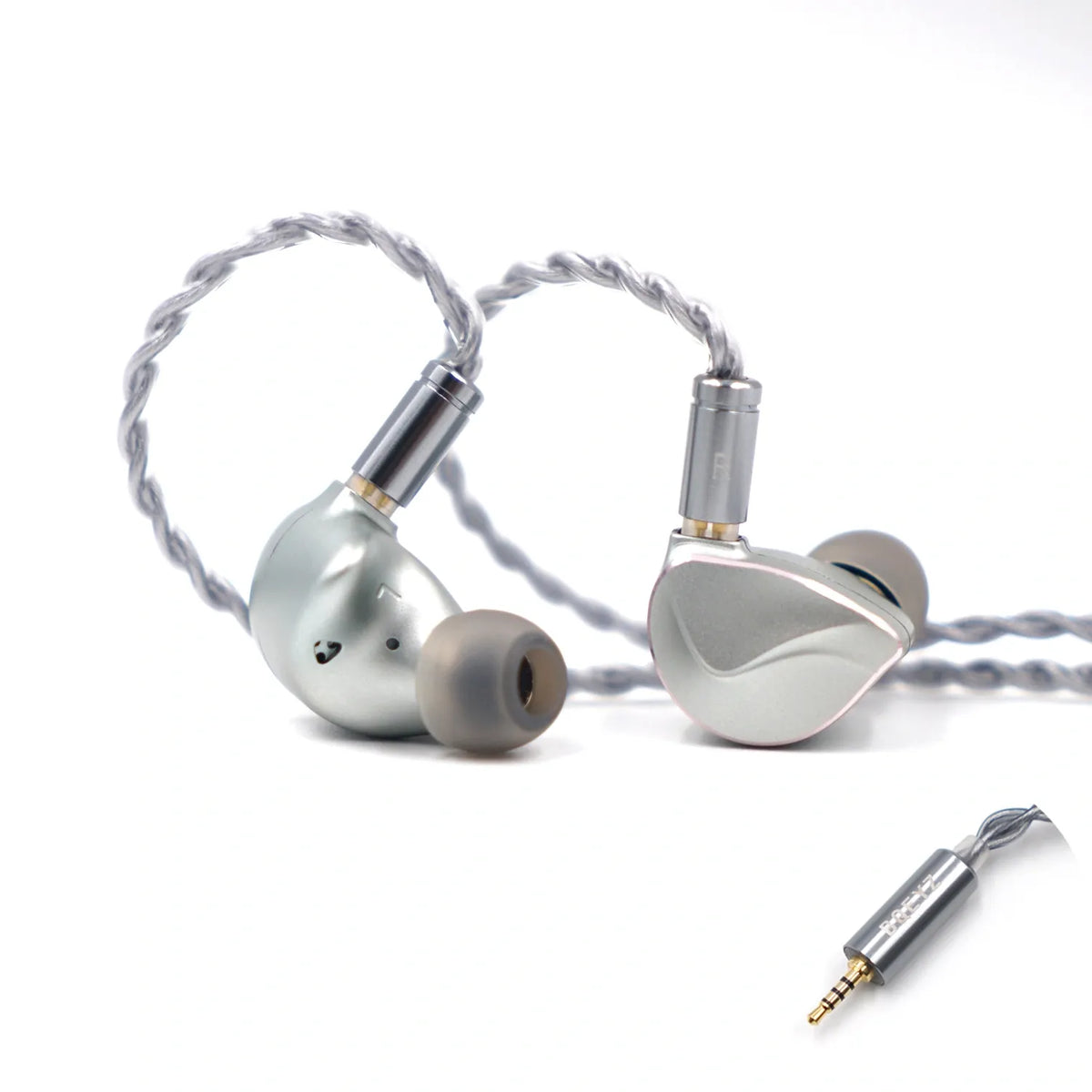 BQEYZ Winter hifi IEM earphone (Silver) with 2.5mm balanced plug cable.