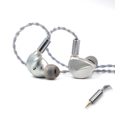 BQEYZ Winter hifi IEM earphone (Silver) with 2.5mm balanced plug cable.